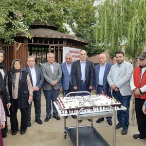 “Toplumsal Hafızamızın Temsilcileri”: Şehit Hakan Duyğal Huzurevi Sakinlerimiz İçin Anlamlı Program Düzenlendi - fotoğraf 2