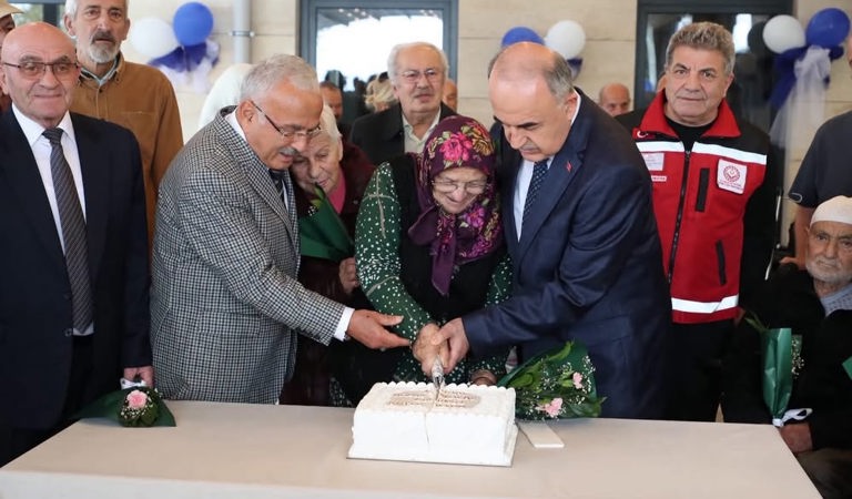 1 Ekim Dünya Yaşlılar Günü’nde Büyüklerimizle Bir Aradayız