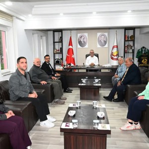 Büyüklerimizden Seydişehir Belediye Başkanına Anlamlı Ziyaret - fotoğraf 1