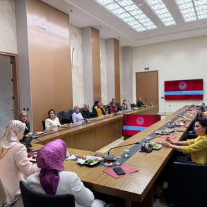 Koruyucu Aile Hizmetinin Yaygınlaştırılması İçin Gönül Elçileriyle İstişare Toplantısı Gerçekleştirildi - fotoğraf 2