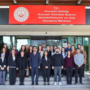 Çocuk Koruma Alanında Çalışan Meslek Elemanlarına Yönelik SİR-SED Eğitimi Başladı - fotoğraf 1