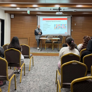  “Aile İçi İletişimin Temel Unsurları” Ve “Kişi Hakları” Konularında Seminerler Gerçekleştirildi. - fotoğraf 1