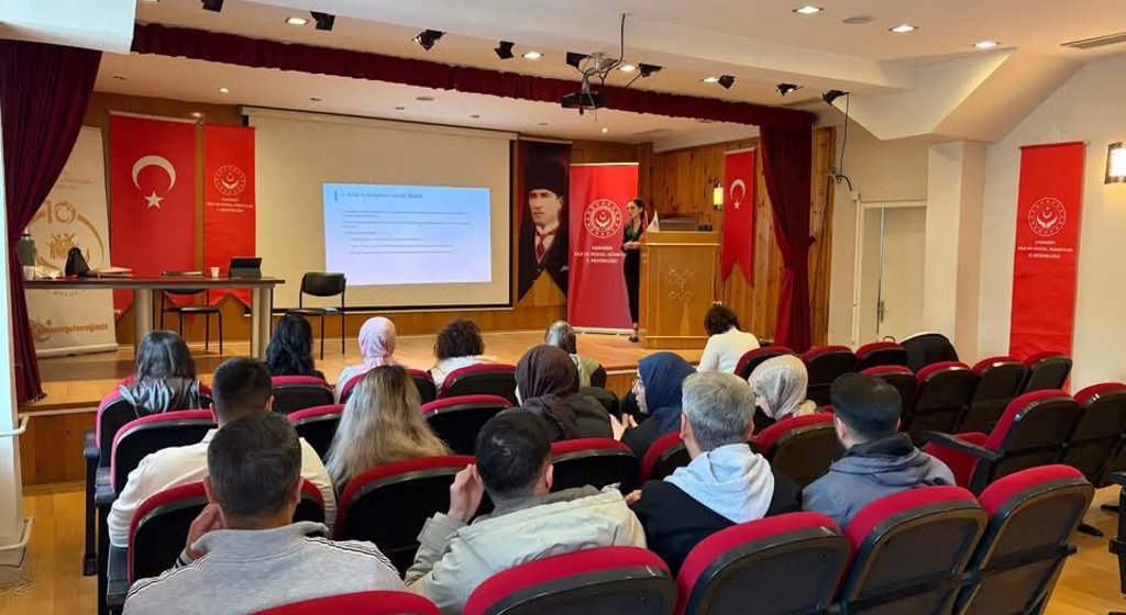 Göreve Yeni Başlayan Bakım Personellerine Yönelik Eğitim Programı Başarıyla Tamamlandı.