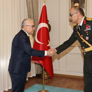 Cumhuriyetimizin 103. Yılında Valilik Makamında Tebrikat Töreni - fotoğraf 2