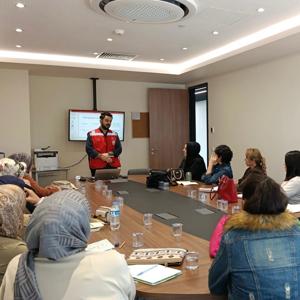 Aile Eğitim Programı ile Ailelerimizin Günlük Yaşamını Kolaylaştıracak Bilgi ve Becerileri Paylaşmaya Devam Ediyoruz  - fotoğraf 2