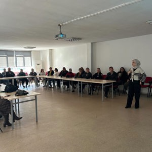 Yatılı Kuruluş Personeline Bağımlılıkla Mücadele Eğitimi Verildi - fotoğraf 3