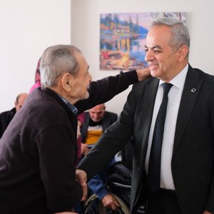 "İyilik Var" projesi kapsamında 3 Aralık Engelsiz Yaşam Derneği ve Malatya Müzisyenler Derneğinin katkılarıyla Özel Evin Bakım Merkezimizde bakım altında bulunan engelli bireylere yönelik etkinlik düzenlendi. - fotoğraf 1
