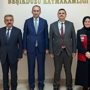 Beşikdüzü Kaymakamı Muammer Sarıdoğan Makamında Ziyaret Edildi. - fotoğraf 2