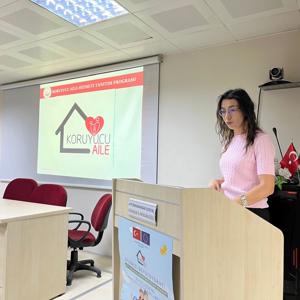 Koruyucu Aile ve Geçici Koruyucu Aile Hizmet Modelinin Tanıtımı Yapıldı. - fotoğraf 1