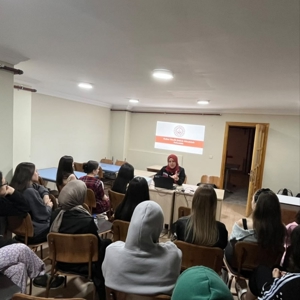 YEDAM İş Birliğiyle Kız Öğrenci Yurdunda Kadına Yönelik Şiddetle Mücadele Eğitimi - fotoğraf 4