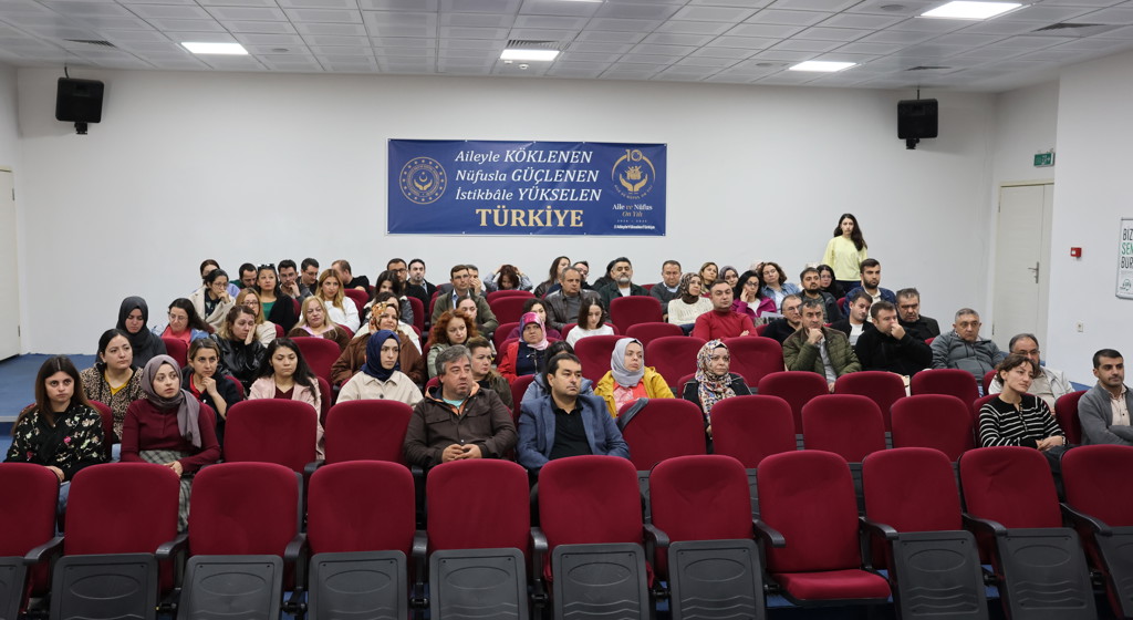 ARŞİV YÖNERGESİ HAKKINDA İŞ VE İŞLEMLER EĞİTİMİ GERÇEKLEŞTİRİLDİ