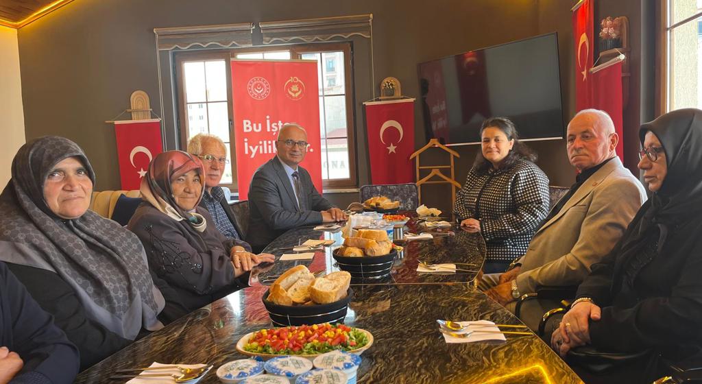 Şehit Aileleri ve Gazilerimizle Gönül Buluşması