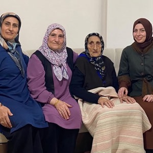 Şehit Annemize Geçmiş Olsun Ziyareti  - fotoğraf 2