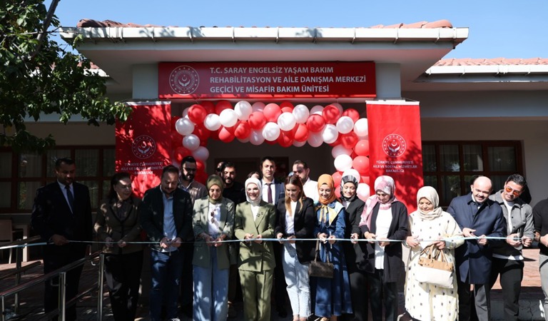 Aile ve Sosyal Hizmetler Bakanımız Göktaş, Saray Engelsiz Yaşam Merkezi’ndeki "Nefes Merkezi"nin açılışını yaptı