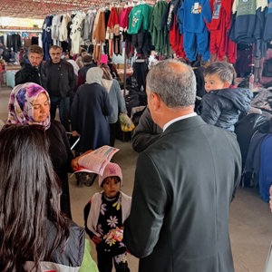 l Müdürlüğümüze bağlı Burdur SOSYAL HİZMET MERKEZİ Müdürlüğümüz tarafından Merkez Salı Pazarı’nda vatandaşlarımızla bir araya gelinerek bilgilendirme faaliyeti gerçekleştirildi. - fotoğraf 5