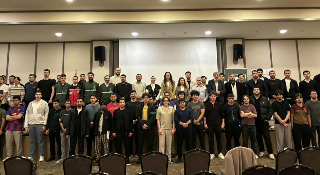 Gençlere Yönelik Bilgilendirme ve Farkındalık Semineri Kurumlar Arası İş Birliğiyle Gerçekleştirildi