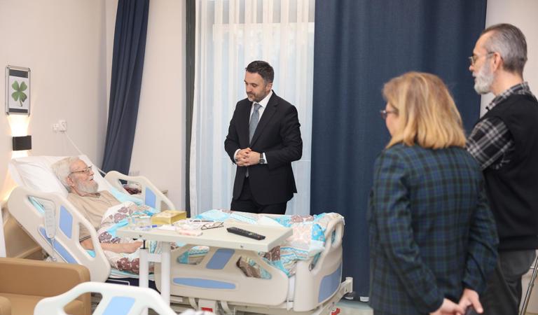 İl Müdürümüz Sn. Ömer Turan, Göztepe Semiha Şakir Huzurevini Ziyaret Ederek Huzurevi Sakinlerimizle Bir Araya Geldi
