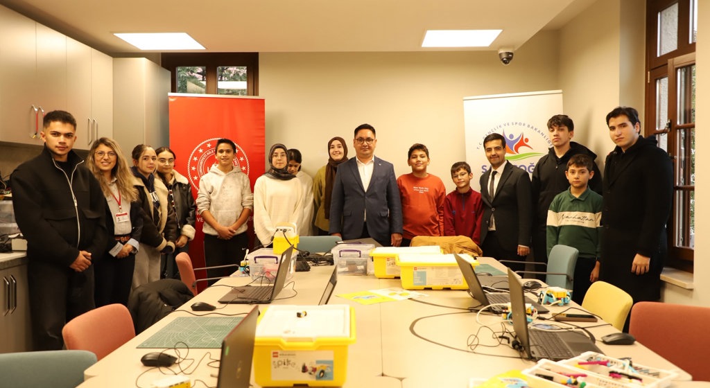 Şehit ve Gazi Çocukları Ankara’da Robotik ve Kodlama Atölyesinde Buluştu