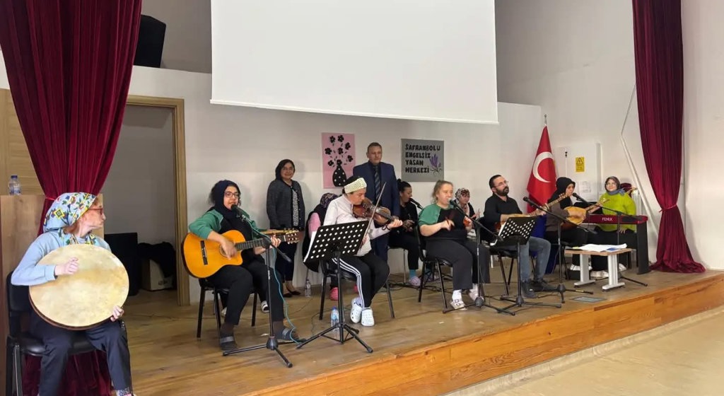 Safranbolu Engelsiz Yaşam Merkezi'nde Müzik Dolu ve Neşeli Gün