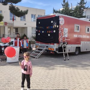 Mobil Sosyal Hizmet Aracımızla Gercüş’te Saha Çalışmalarımızı Sürdürüyoruz - fotoğraf 1