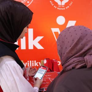 Çankırı'da İyilik Hareketi: Yunus AVM' de Gönüllülük İçin Farkındalık Standı Kuruldu  - fotoğraf 11
