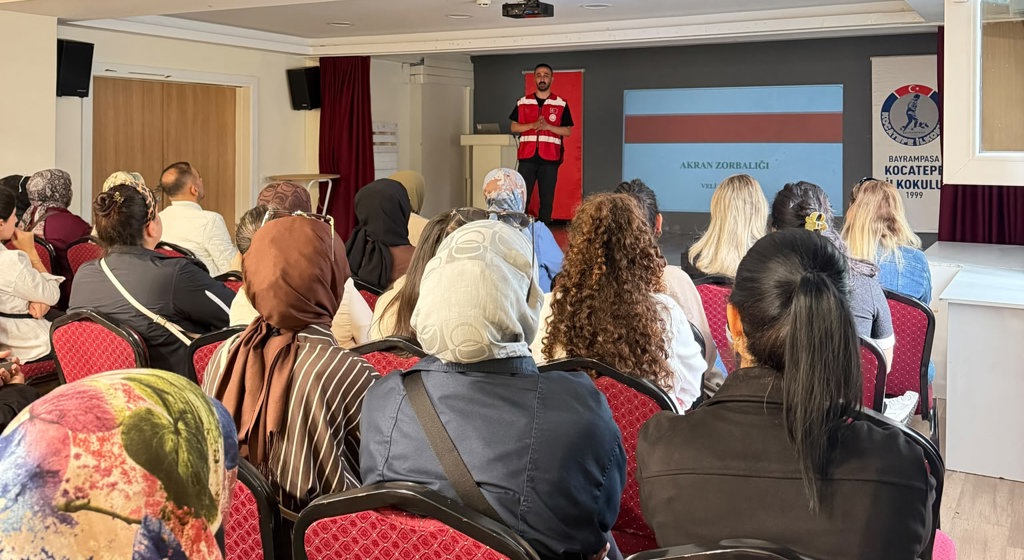 Aile Eğitim Programı ile Ailelerimizin Günlük Yaşamını Kolaylaştıracak Bilgi ve Becerileri Paylaşmaya Devam Ediyoruz