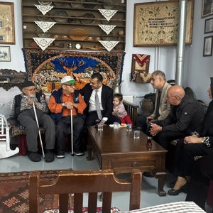 Soma’da Yükümlüler İle Huzurevi Sakinleri Bocce Müsabakasında Buluştu - fotoğraf 2