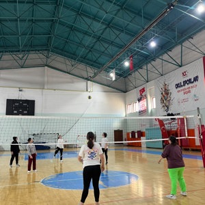 SPORUN BİRLEŞTİRİCİ GÜCÜYLE VOLEYBOL TURNUVASI 🏐 - fotoğraf 2