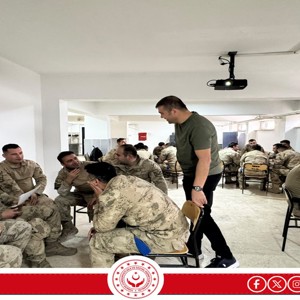 Van İl Jandarma Personellerine ‘’Afet ve Acil Durumlarda Psikolojik İlk Yardım’’ Eğitimi Verildi - fotoğraf 4