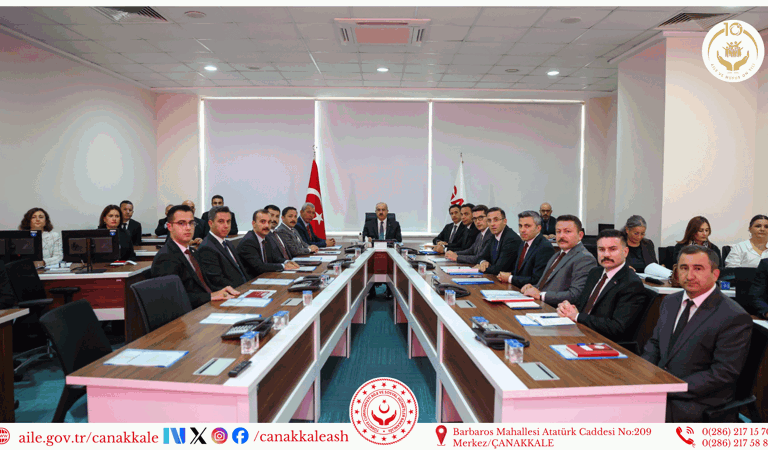 İl ve İlçe Sosyal Yardımlaşma ve Dayanışma Vakıfları Değerlendirme Toplantısı Gerçekleştirildi