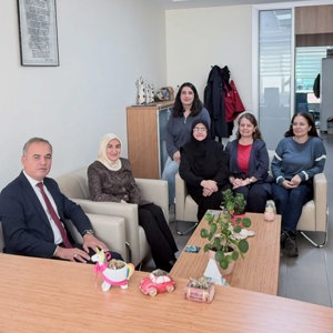 İl Müdürümüz Mustafa ÇAKIR Müdürlüğümüze bağlı Şiddet Önleme ve İzleme Merkezi Müdürlüğümüzü ziyaret etti. - fotoğraf 1