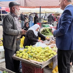  İl Müdürlüğümüze bağlı Burdur SOSYAL HİZMET MERKEZİ Müdürlüğümüz tarafından Merkez Salı Pazarı’nda vatandaşlarımızla bir araya gelinerek bilgilendirme faaliyeti gerçekleştirildi. - fotoğraf 7