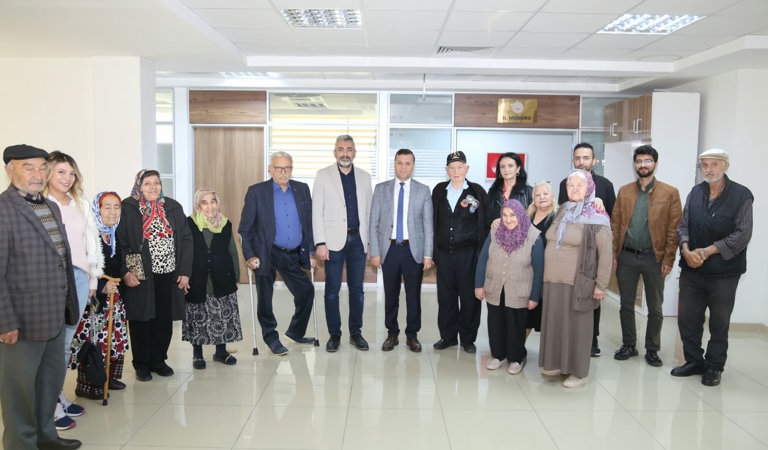 KIYMETLİ BÜYÜKLERİMİZDEN GÖNÜL DOLUSU ZİYARET…