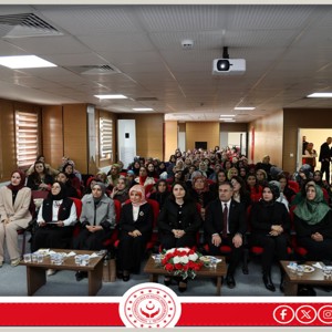 Kadınlar İçin Yapay Zeka ve Dijital Güçlenme Eğitimleri - fotoğraf 1