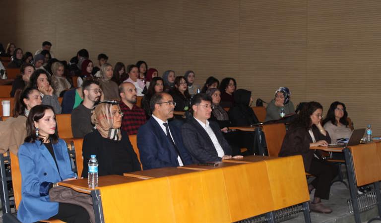  İYİLİK VAR: TÜRKİYE GÖNÜLLÜLÜK PROGRAMI HİTİT ÜNİVERSİTESİ’NDE TANITILDI