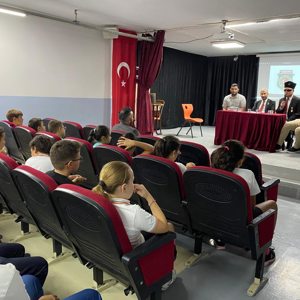 Gazilerimiz Öğrencilerle Vatan ve Kahramanlık Buluşması Programında Bir Araya Geldi - fotoğraf 2
