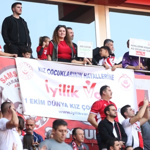 İyilik Var Platformu, Samsun'da Kız Çocuklarımızın Hayallerine Dokundu - fotoğraf 2