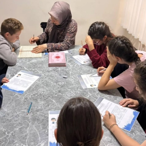 Yardımlaşma Temalı Hadis-i Şerif Etkinliği, Sohbet Ve Oyunlara Yer Verildi. - fotoğraf 2