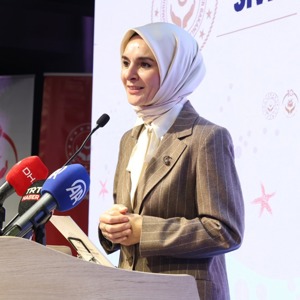 Aile ve Sosyal Hizmetler Bakanımız Göktaş, "Koruyucu Aile Hizmeti Sivil Toplum Buluşması"nda konuştu - fotoğraf 3