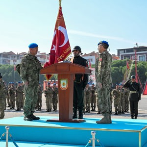 Manisa 8’inci Komando Eğitim Tugay Komutanlığında Sancak Teslim Töreni Gerçekleştirildi - fotoğraf 4