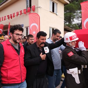 Şehidimiz Piyade Uzman Çavuş Yusuf Güneş Son Yolculuğuna Uğurlandı - fotoğraf 8