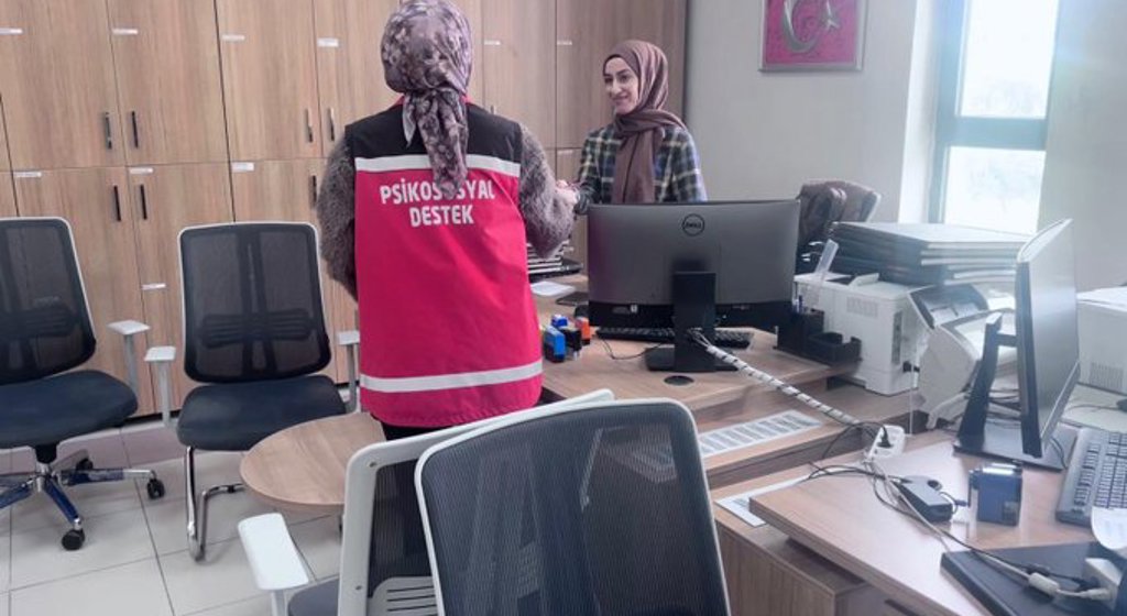 "İlk Öğretmenim Ailem" mobil uygulamasının tanıtımına yönelik çalışma gerçekleştirildi. 