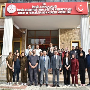 Kıymetli Büyüklerimizin Yanında, Hizmetlerimizin Başında - fotoğraf 2