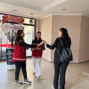 Akhisar’da Velilere Yönelik Öfke Kontrolü ve Çocuk-Ebeveyn İletişimi Semineri Düzenlendi - fotoğraf 3