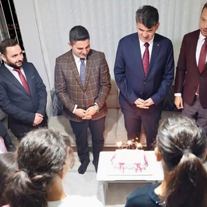  Valimiz Sayın Ömer Kalaylı, Dünya Kız Çocukları Günü’nde Çocuklarımızla Bir Araya Geldi - fotoğraf 1