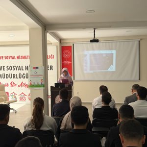 Şehit Yakınları, Gaziler ve Gazi Yakınlarına Yönelik Oryantasyon Eğitimi Gerçekleştirildi - fotoğraf 3