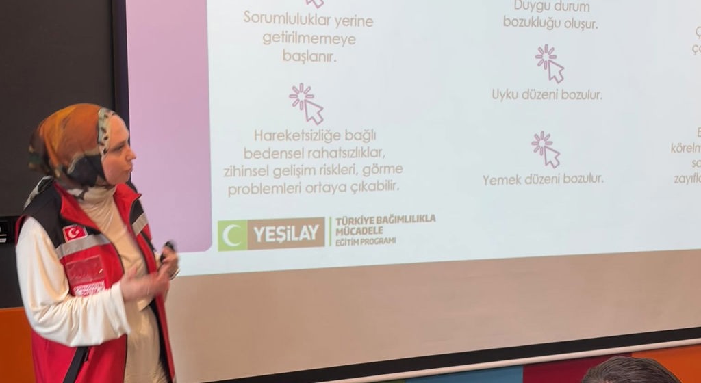 Üniversite Öğrencilerine Yönelik “Teknoloji Bağımlılığı” Eğitimi Düzenlendi